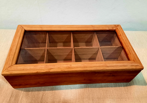 Caja vidrio base madera / ARRIENDO - CE Arriendos